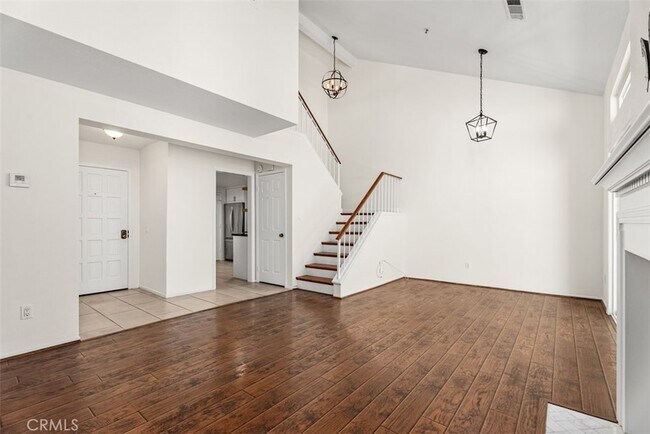 Building Photo - 5847 E Rocking Horse Way