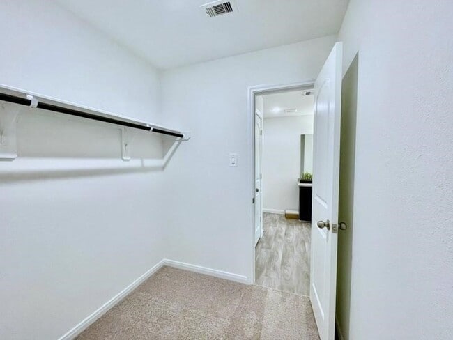 Building Photo - 13010 Sorrento Bay Dr