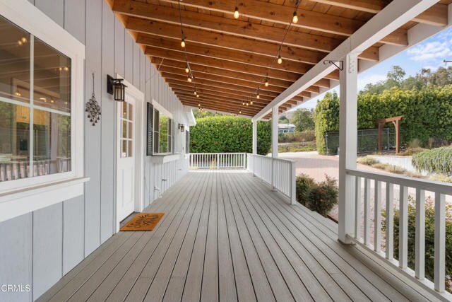 Building Photo - 2102 Buena Vista Dr