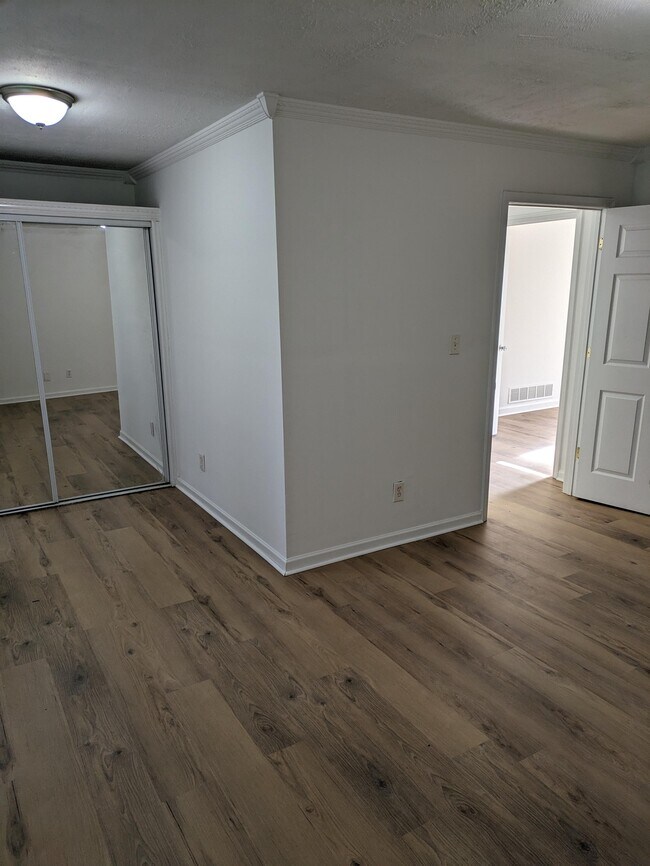 Building Photo - 810 Allatoona Crest