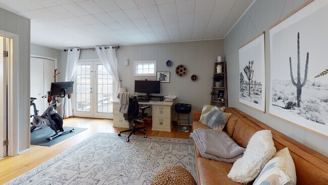 Building Photo - 311 Nordica Ave