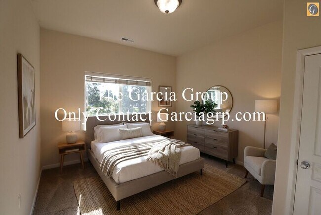 Building Photo - 10377 SW Ridgepath Ln