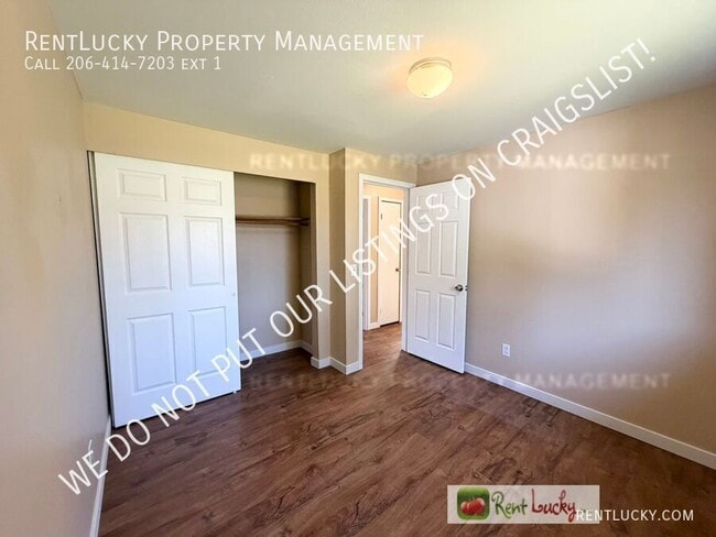 Building Photo - 2516 S 284th St