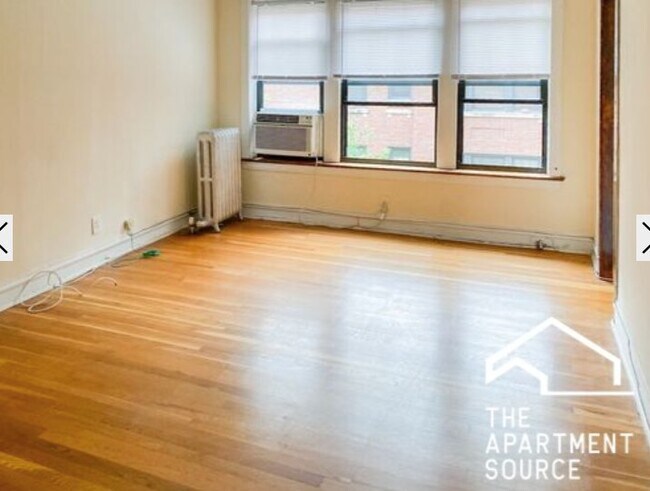 Building Photo - 3927 N Keeler Ave