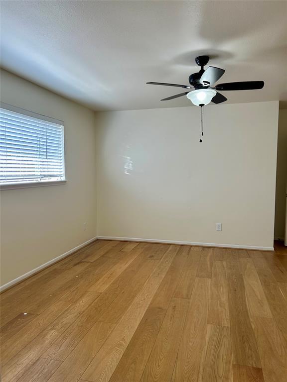 Building Photo - 5902 De Lange Ln