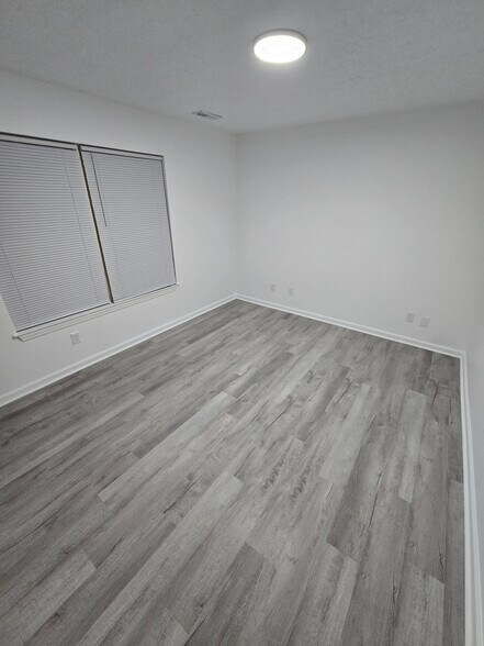 Building Photo - 848 S 23rd St