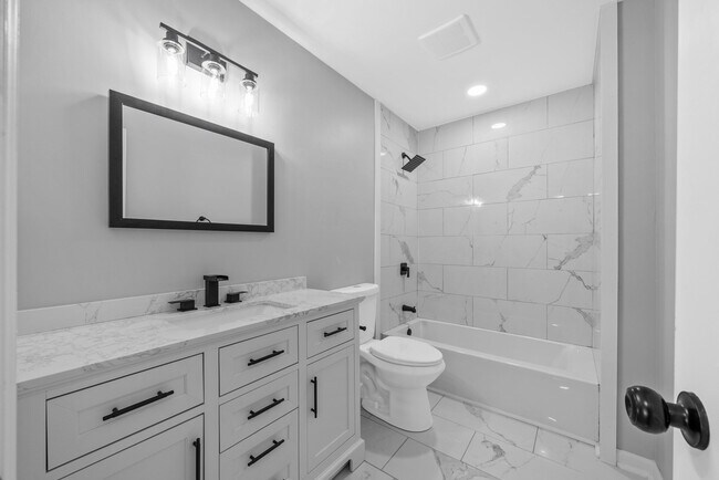 Building Photo - 8635 Kingman Ct