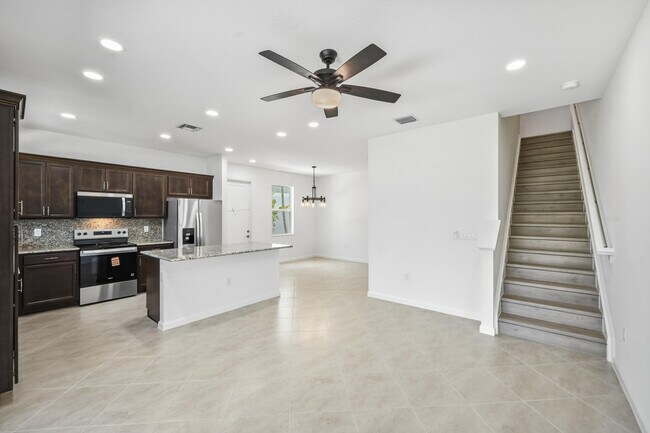 Building Photo - 4332 Brookgreen Sq