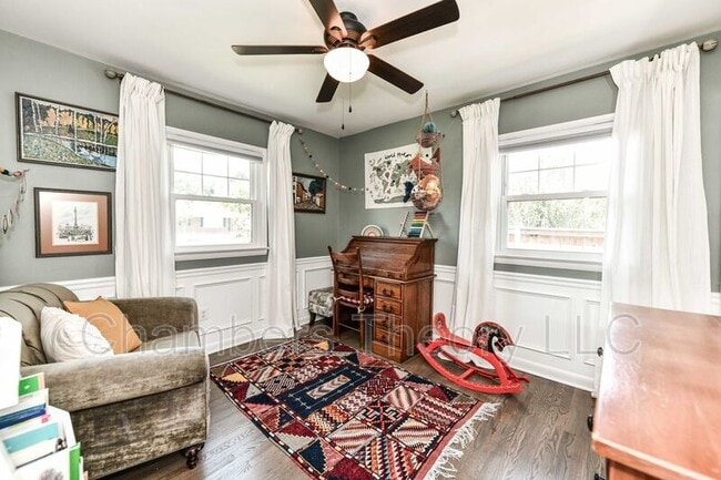 Building Photo - 1015 Woods Pl