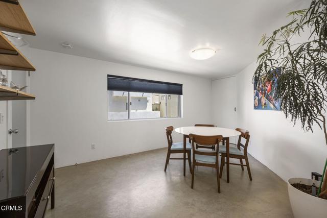 Building Photo - 3551 Dixie Canyon Pl