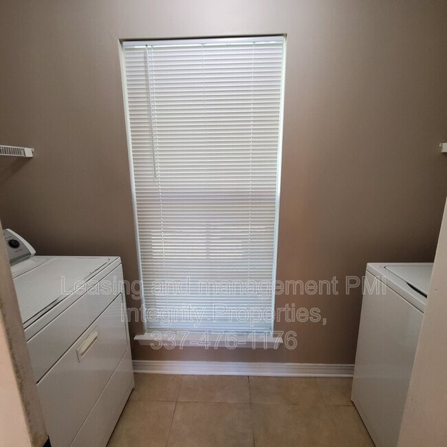 Building Photo - 112 Bryant St