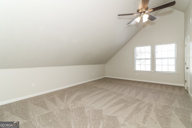 Building Photo - 7073 Stonecreek Dr