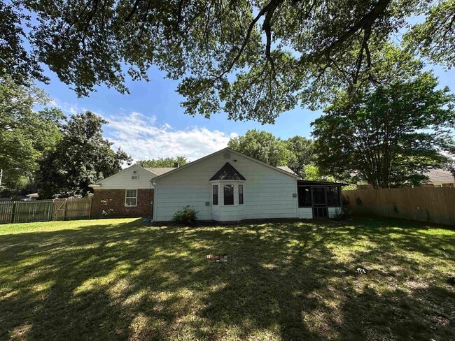 Building Photo - 5138 Whitehall Ave