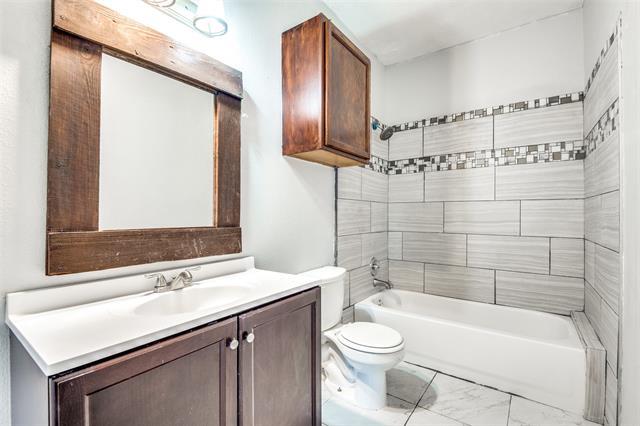 Building Photo - 2815 Reagan St