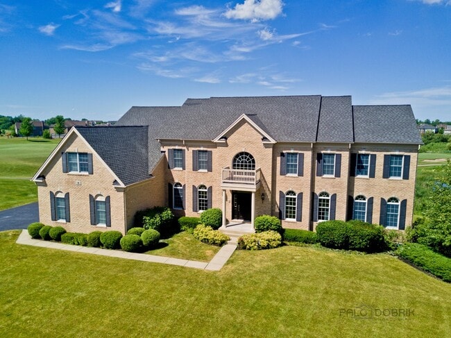 Building Photo - 8 Turnbury Ct