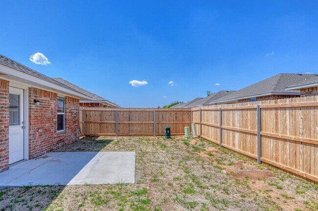 Building Photo - 2723 Varenna Ln