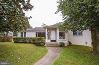 Building Photo - 5205 Saratoga Ave