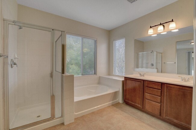 Building Photo - 3 Bedroom Home in Summerlin West COMING SOON!