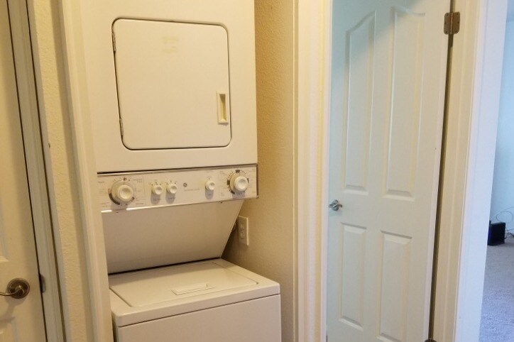 Building Photo - 1760 El Camino Real