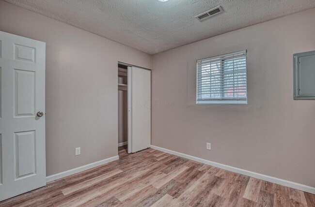 Building Photo - 2735 Joyce Ave