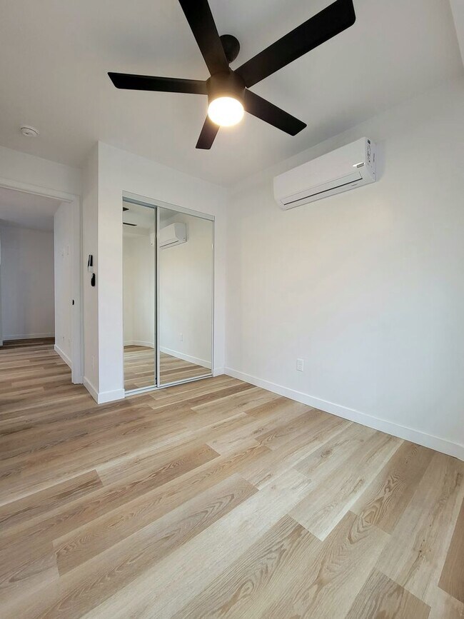 Building Photo - 6249-6253 Mary Lane Drive