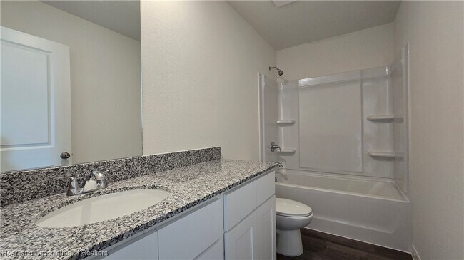 Building Photo - 1352 Stone Ridge Cir