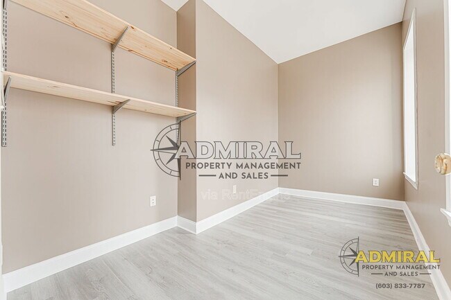 Building Photo - 282 Central Ave