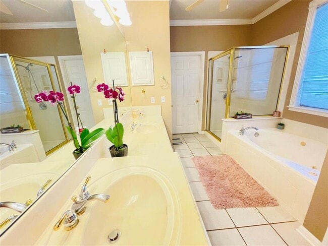 Building Photo - 12720 Oxen Way