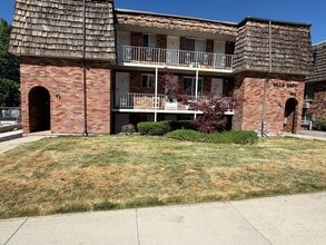 Building Photo - 1912 South Douglas-Unit #02