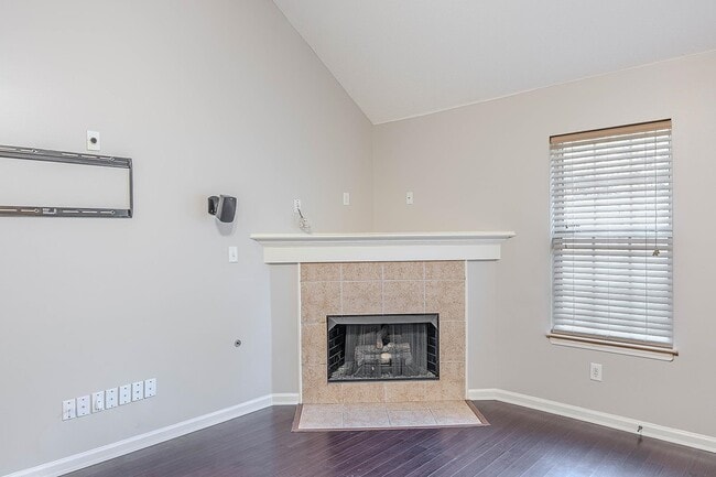 Building Photo - 9716 Tucker Creek Cove