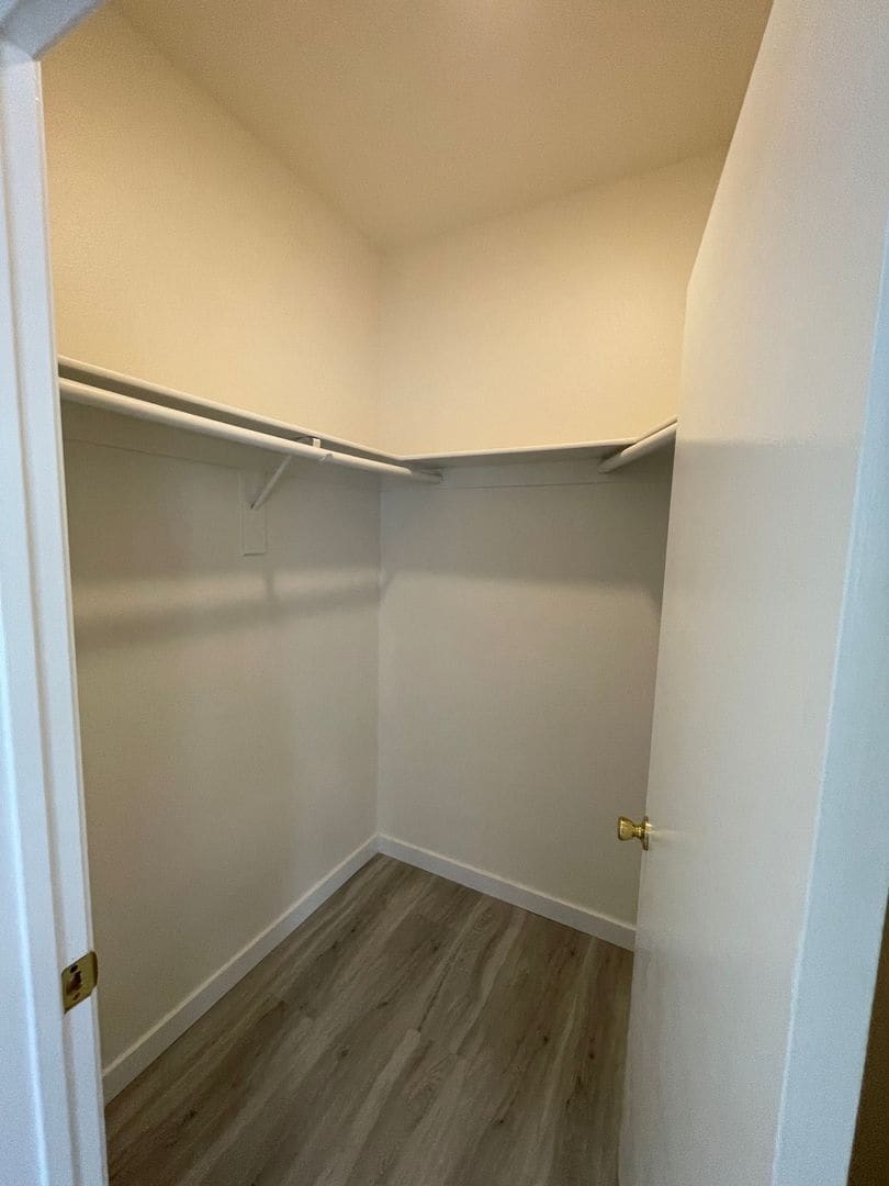 Building Photo - 11459 Collins St