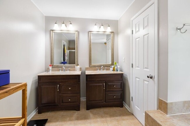 Building Photo - 4814 Integrity Ct