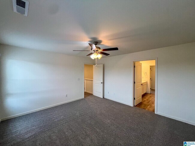 Building Photo - 217 Chelsea Pk Cir