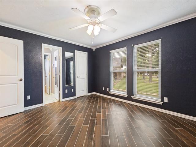 Building Photo - 829 Broadmoor Dr