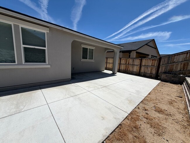 Building Photo - 3 bed/ 2 bath Reno home available in the Wild Stallion Estates