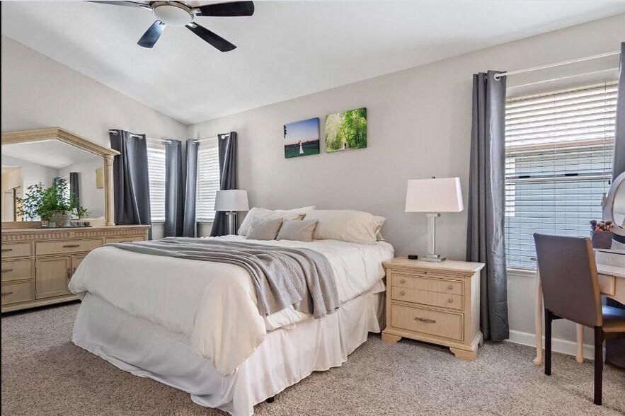 Building Photo - 35 Patricia Way