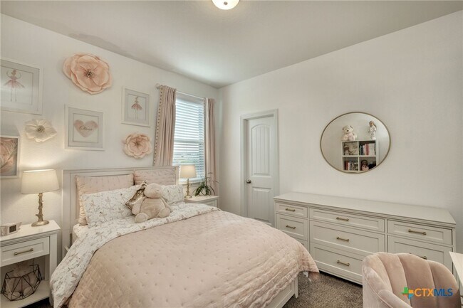 Building Photo - 2701 Rabbit Creek Dr