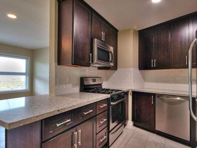 Building Photo - 40 Carquinez Scenic Dr