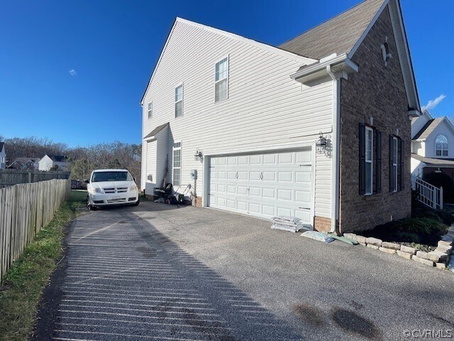 Building Photo - 1308 Hammerstone Ct