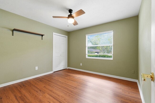 Building Photo - 4731 NW 39th St