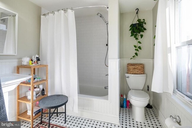 Building Photo - 516 Kauffman St