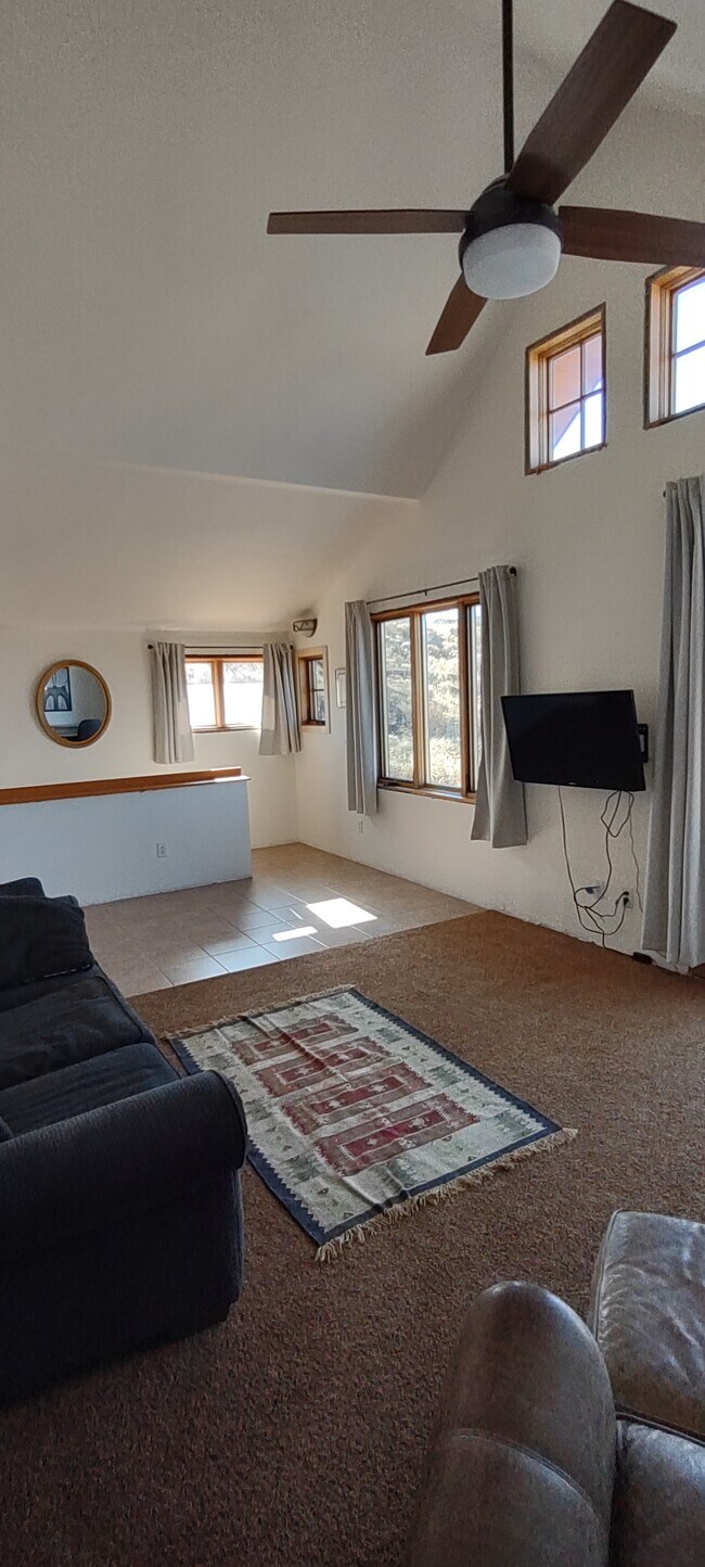 Living / Dining area - 114 Aldasoro Rd