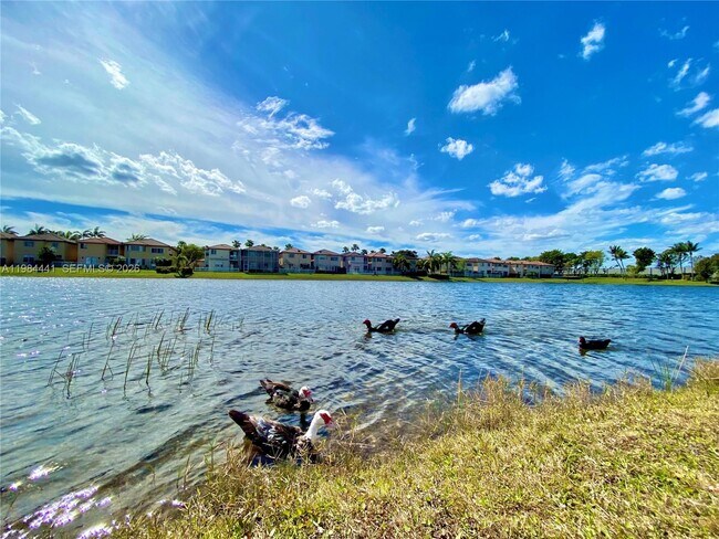 Building Photo - 11522 NW 69th Terrace