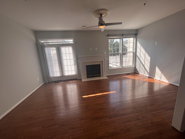 Building Photo - 9351 Penrose St