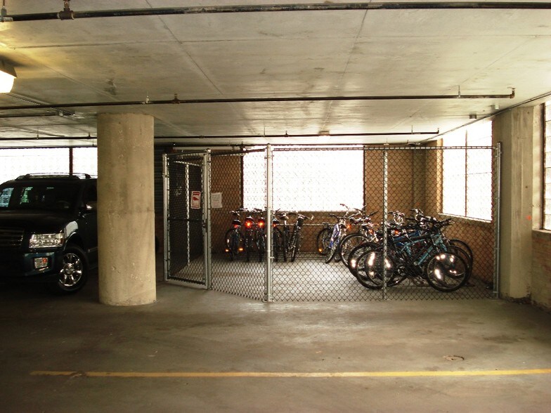 Secured bicycle areas - 320 E 21st St