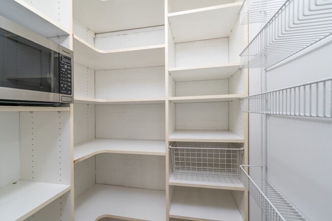 Building Photo - 3418 O'Donnell St