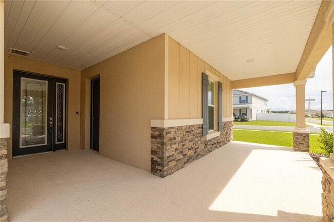 Building Photo - 5711 SW 78th Ave Rd