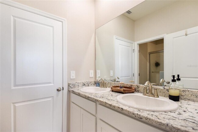 Building Photo - 16926 Harvest Moon Way