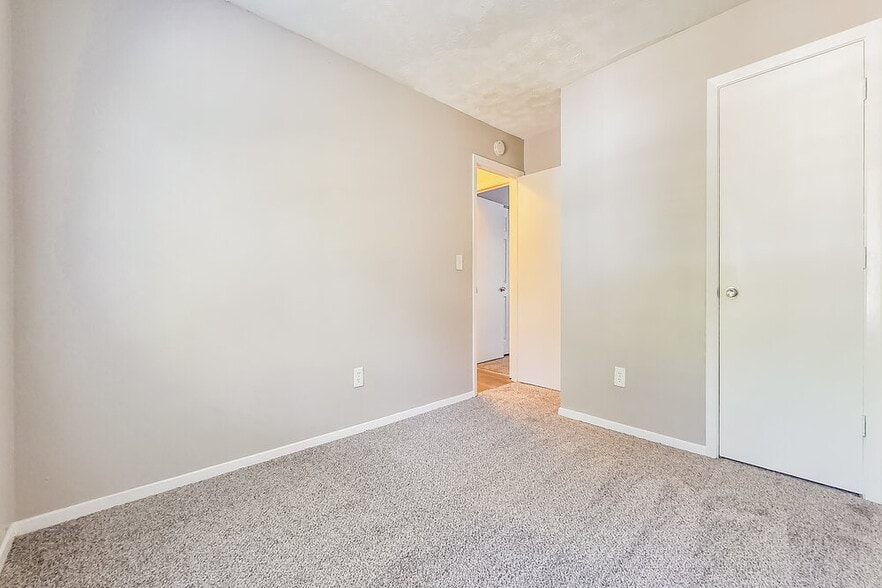 Building Photo - 4952 Millstone Walk