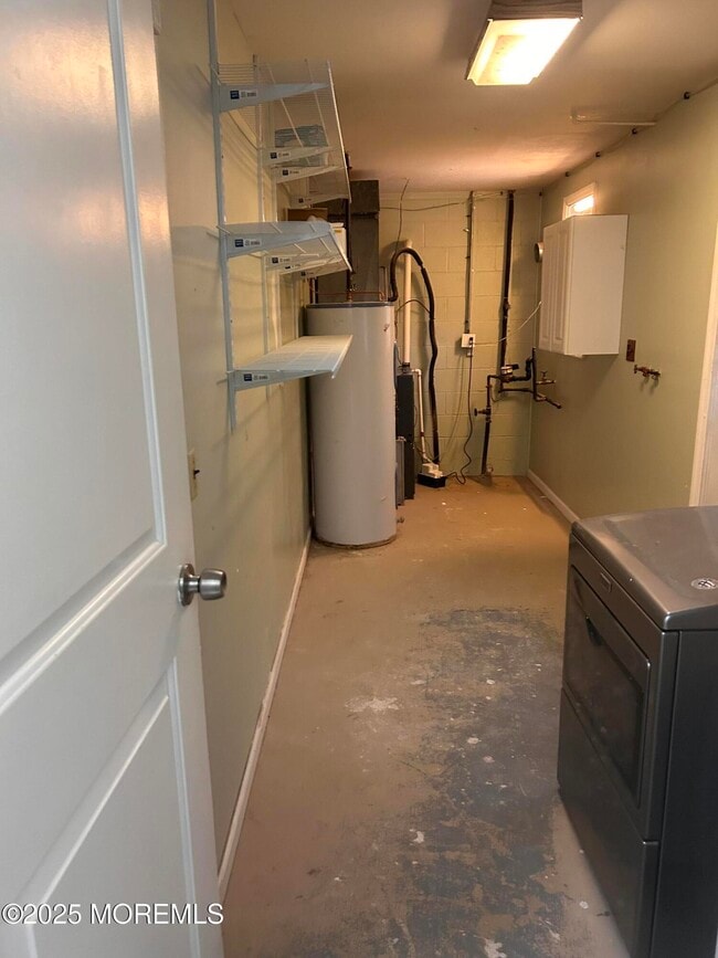 Building Photo - 823 Bowman Rd